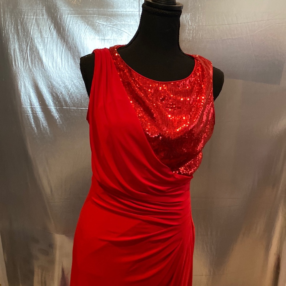Cute floor length red dress with sequins at the top/ side split